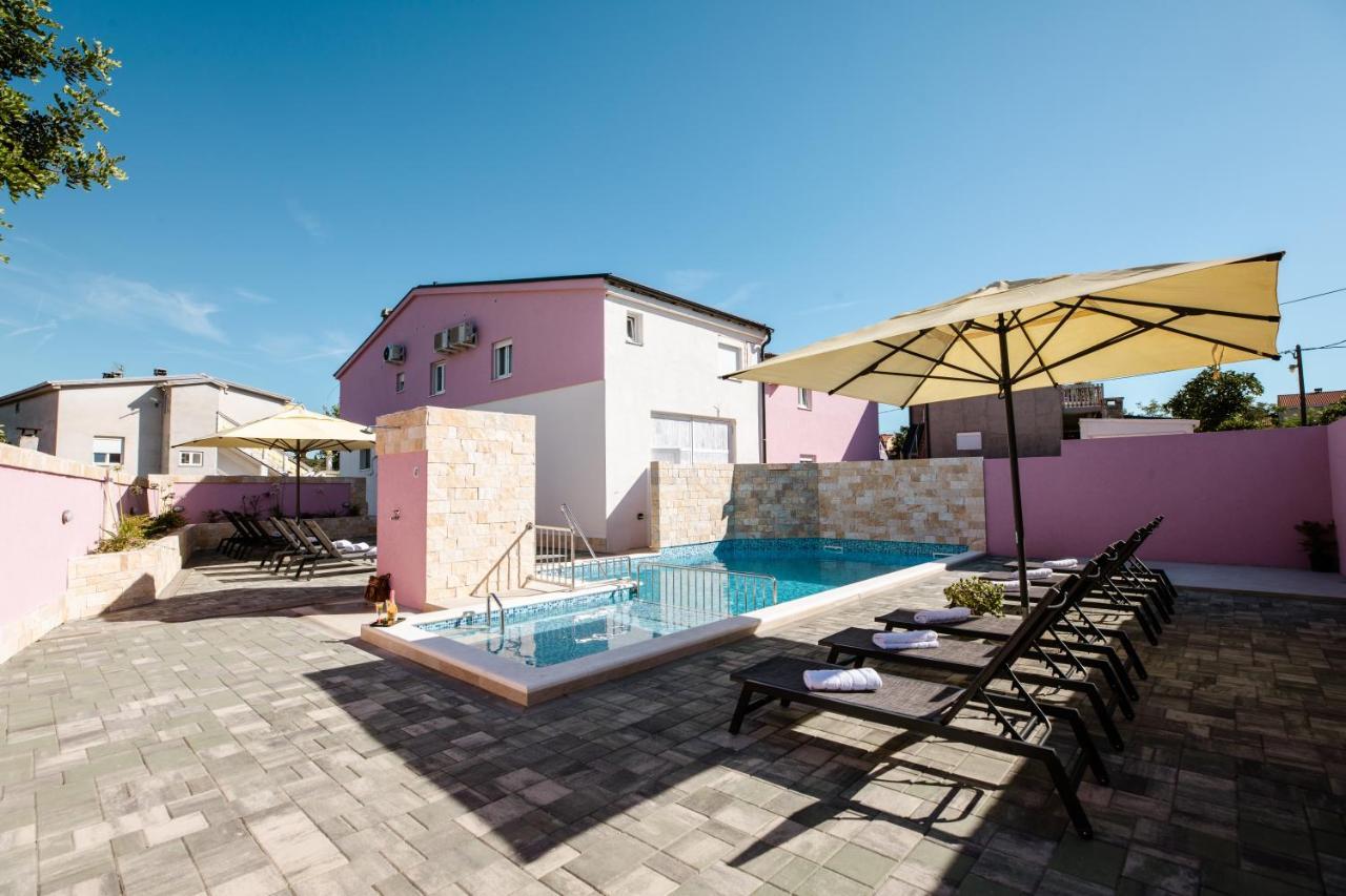 Apartman Laura Vir Extérieur photo
