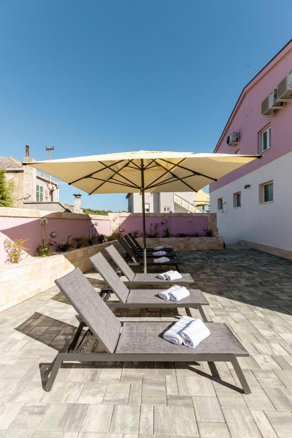 Apartman Laura Vir Extérieur photo