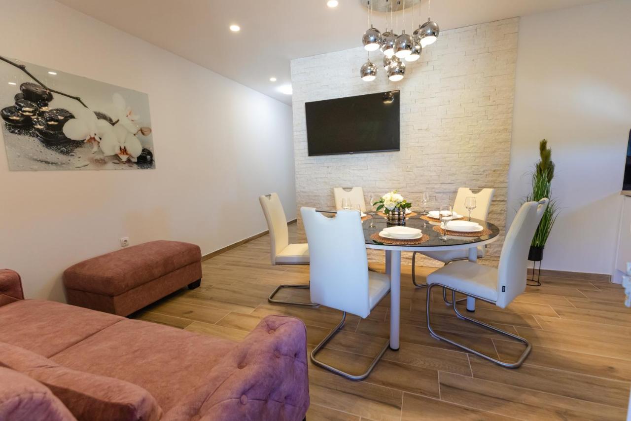 Apartman Laura Vir Extérieur photo